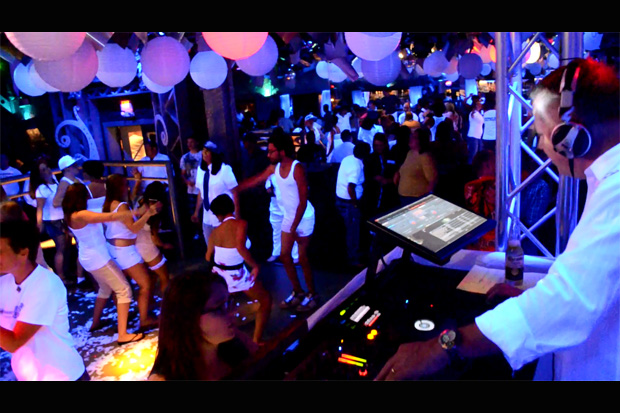 The White Party Dance Floor at New Beginnings | Video - TriCitiesNights